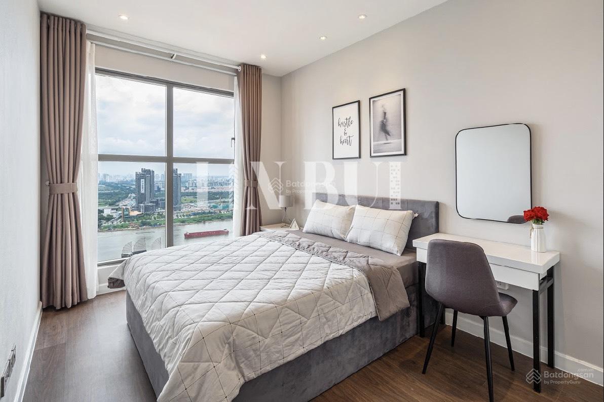 Căn hộ 2PN Saigon Royal 88m² giá 9,8 tỷ - View sông tuyệt đẹp, hàng hiếm!