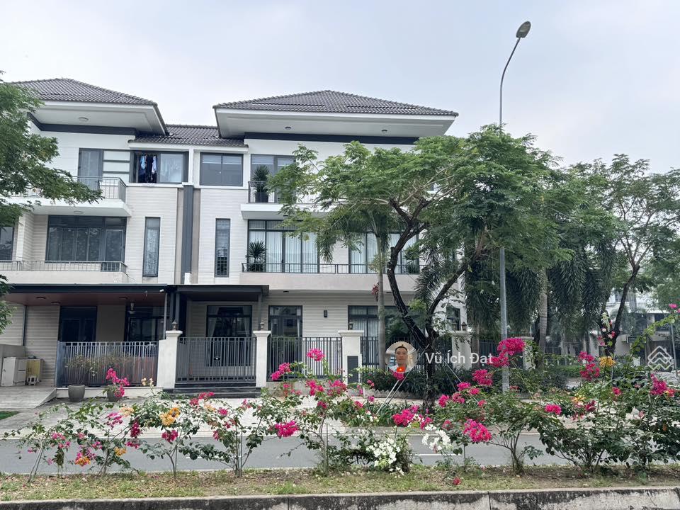 Cặp biệt thự phố Lavila Phước Kiển 247m² giá 25 tỷ - Vị trí đắc địa, đầu tư sinh lời!