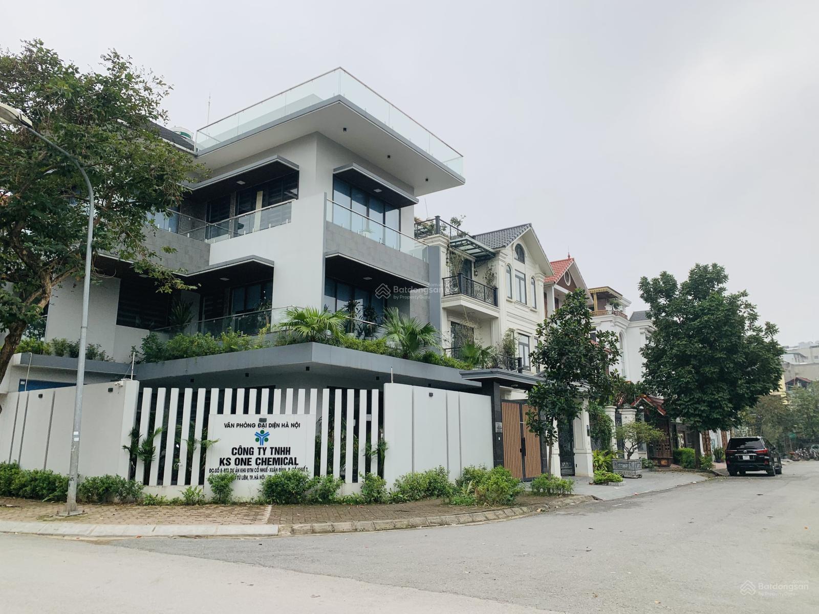 Bán gấp biệt thự đơn lập Ngoại Giao Đoàn 250m² giá 68 tỷ - Thiết kế hiện đại, sẵn sàng ở ngay!