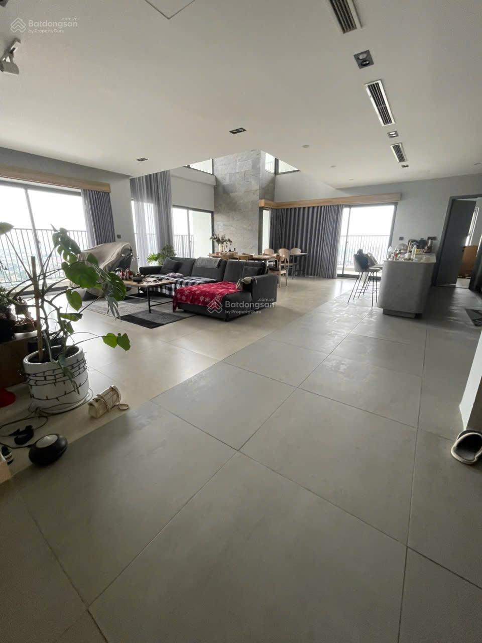 Căn hộ penthouse Duplex Sài Đồng 382m² giá 25 tỷ - Thiết kế hiện đại, full nội thất!