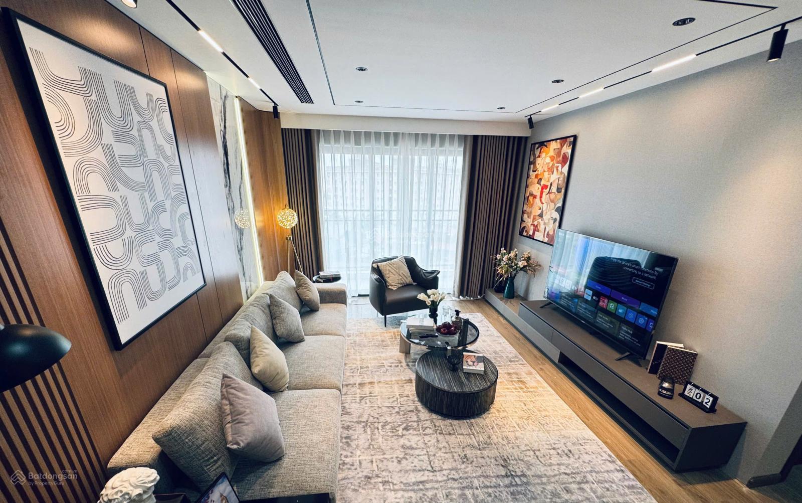 Căn hộ 4 phòng ngủ Discovery Complex 194m² giá 15 tỷ - Chính chủ bán gấp trong tháng!