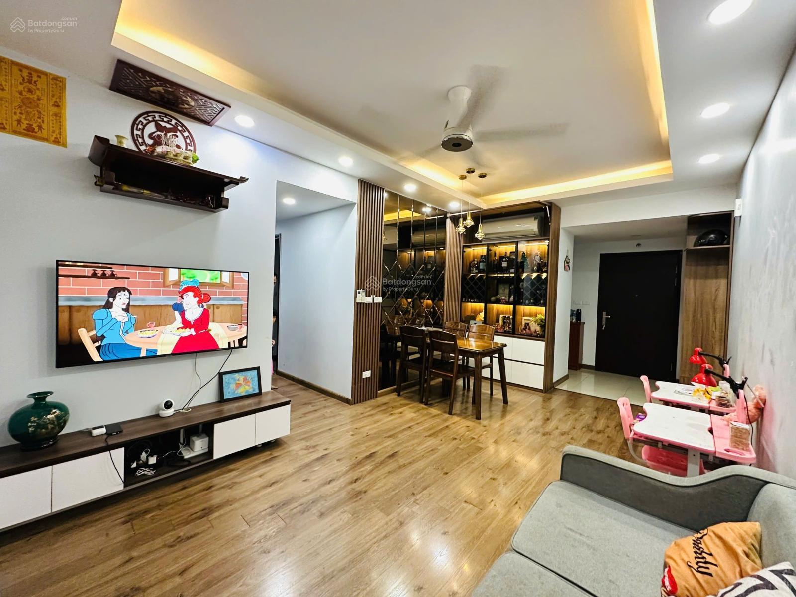 Căn hộ Hateco Apollo 70m² giá 5,2 tỷ - Thiết kế tân cổ điển, đầy đủ nội thất!