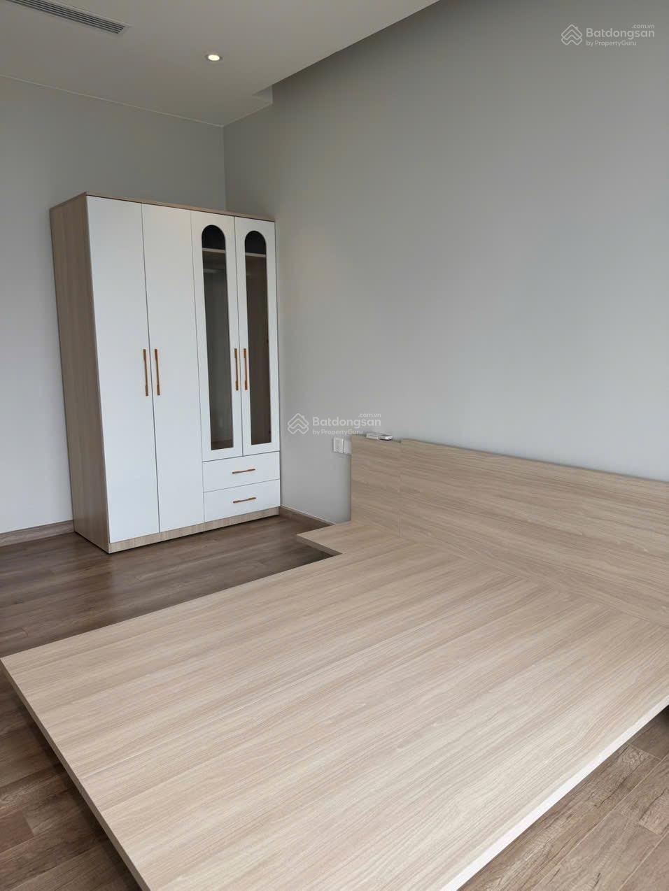 Căn hộ 2PN 2WC tại Landmark 1, 74m² giá 7 tỷ - View Hồ Thiên Nga hấp dẫn!