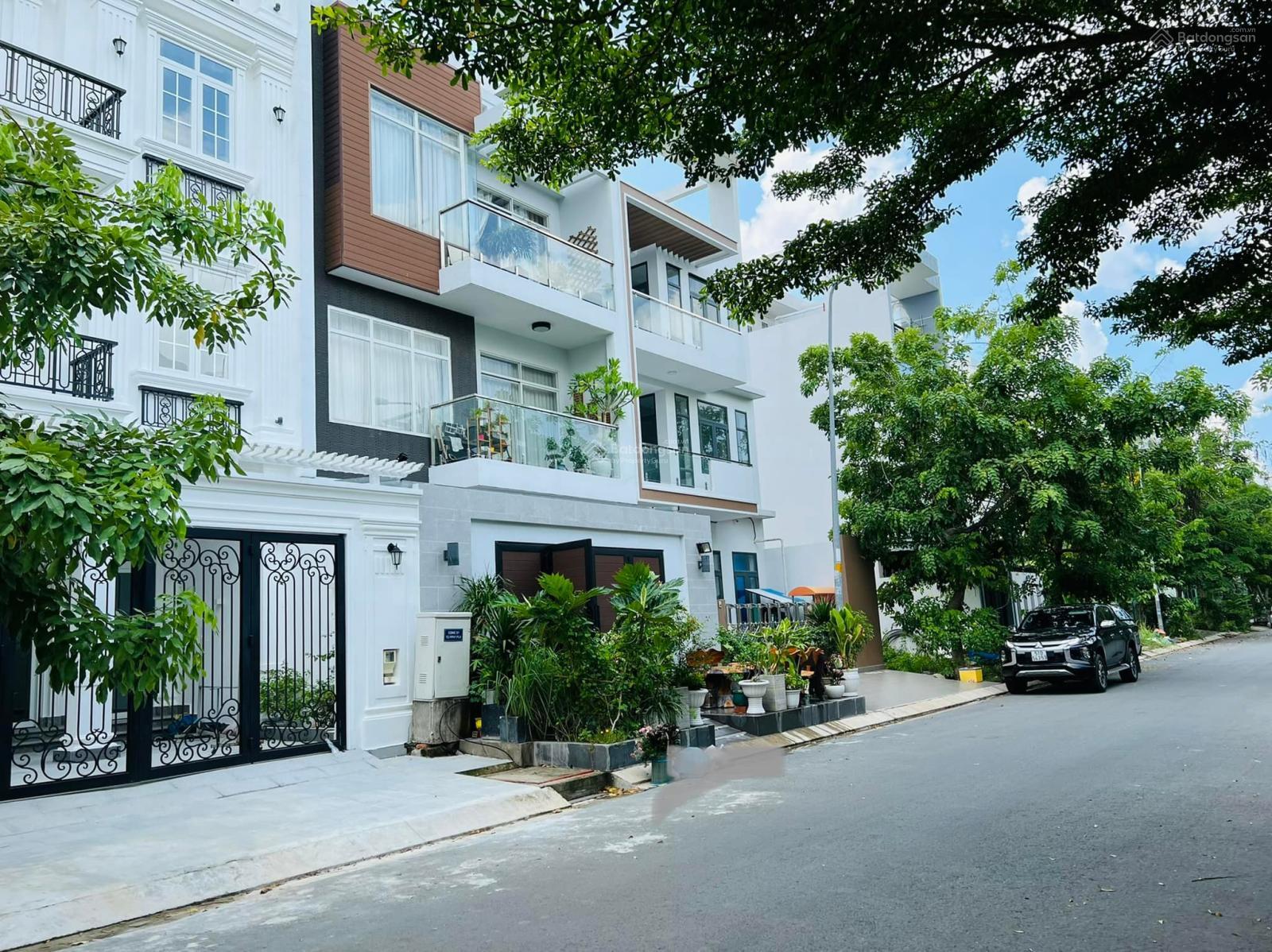 Nền đất KDC Conic Bình Chánh 120m² giá 8.4 tỷ - Vị trí cực đẹp, sổ hồng riêng