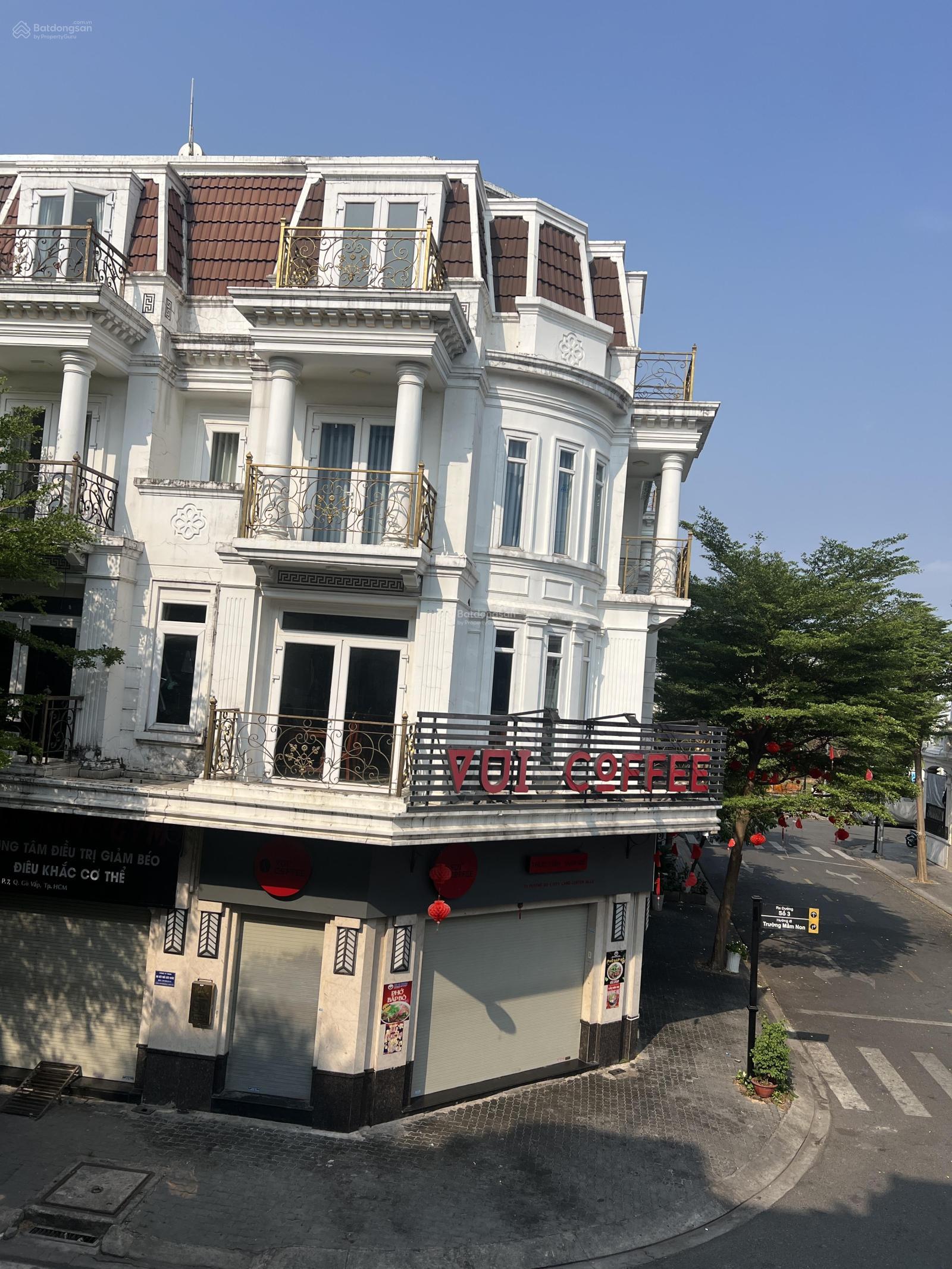 Nhà phố góc 2 mặt tiền KDC Cityland Center Hills, Phường 7, Gò Vấp - Giá 28 tỷ, cơ hội đầu tư tuyệt vời!