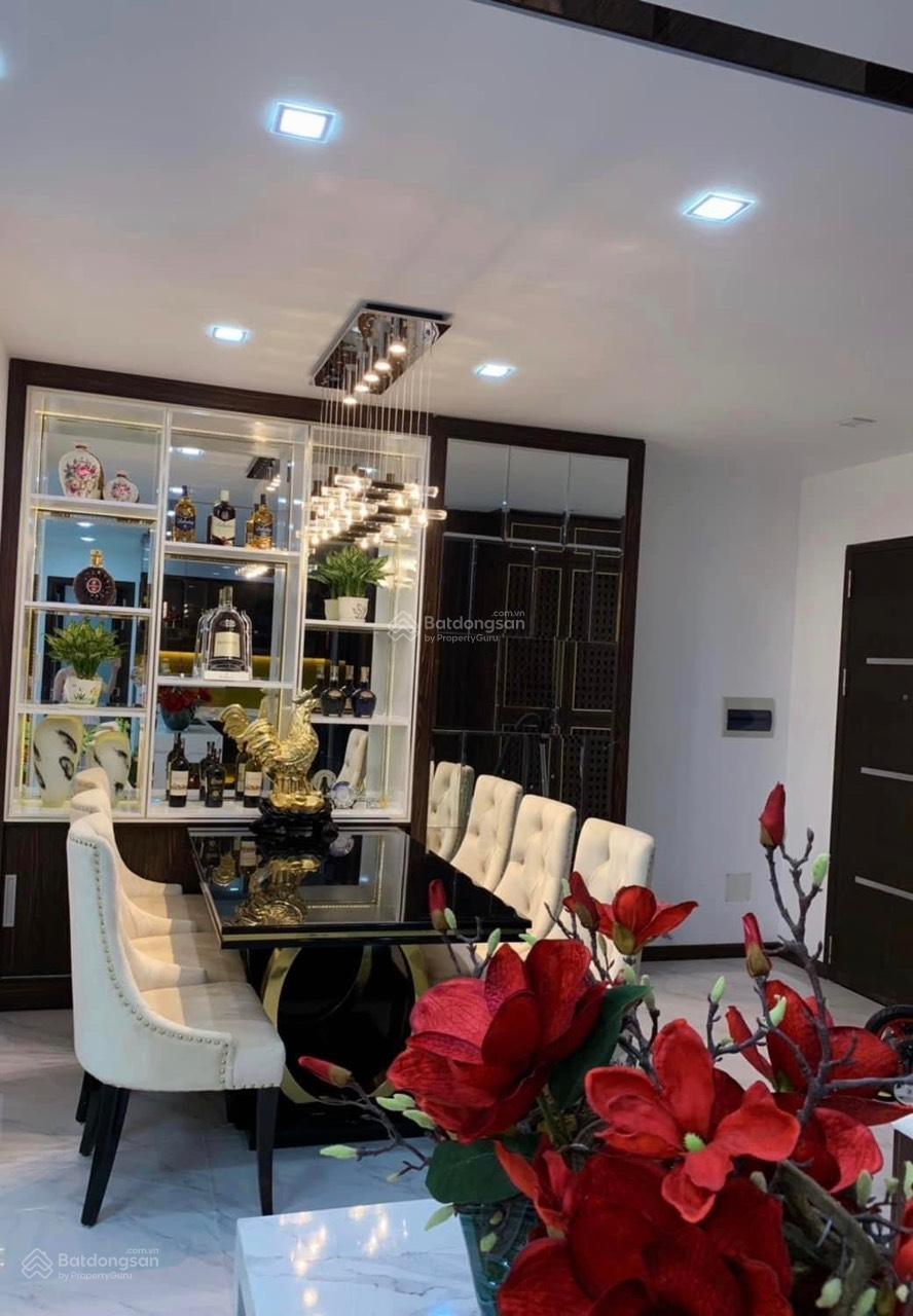 Căn hộ chung cư The Prince Residence Phú Nhuận 110m² giá 9.6 tỷ - Không gian sống lý tưởng!