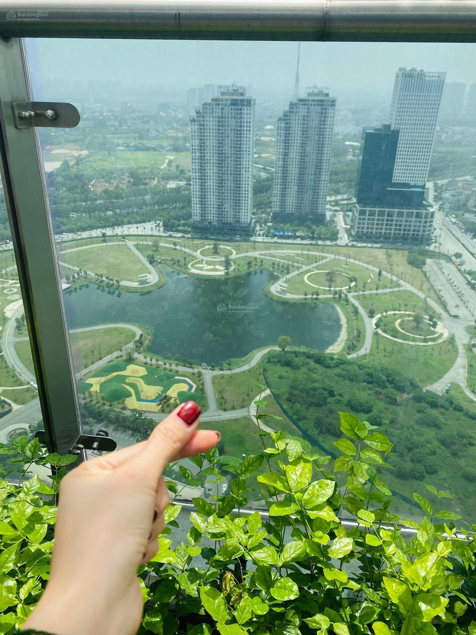 Căn duplex The Matrix One Premium 220m² - View pháo hoa Mỹ Đình cực chất!