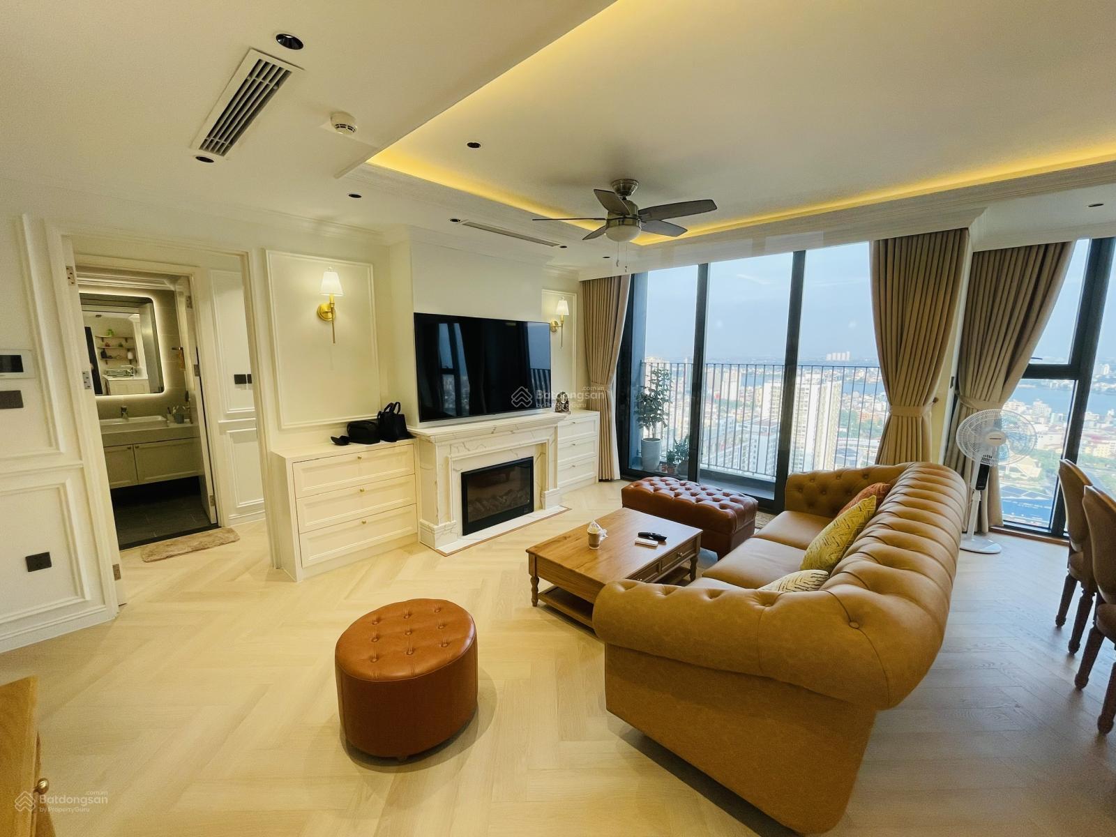 Căn hộ Five Star West Lake 170m² giá thỏa thuận - View hồ Tây thoáng mát!