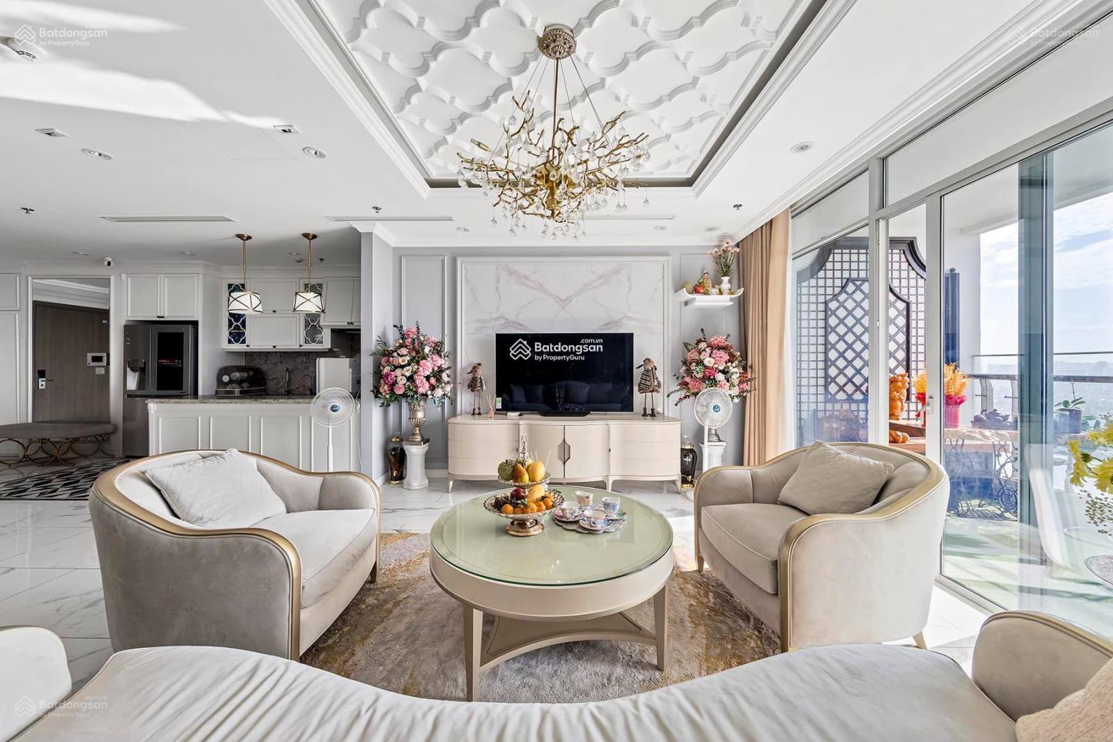 Căn hộ Investco Babylon Âu Cơ 77m² giá 3.6 tỷ - Sổ hồng chính chủ, nội thất đầy đủ!