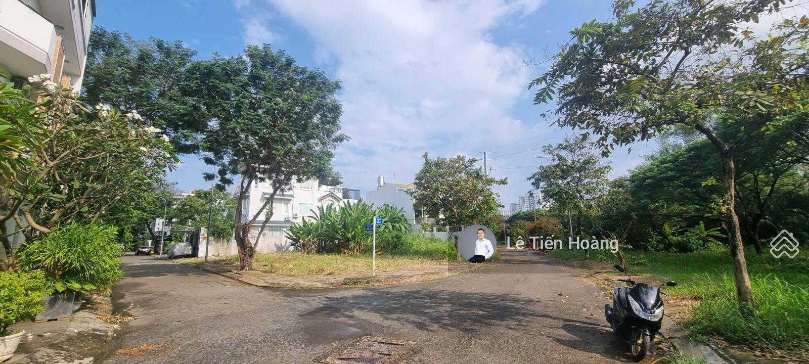 Bán đất lô góc 246,4m² KDC Phước Kiển A - View công viên ven sông, giá 22 tỷ!