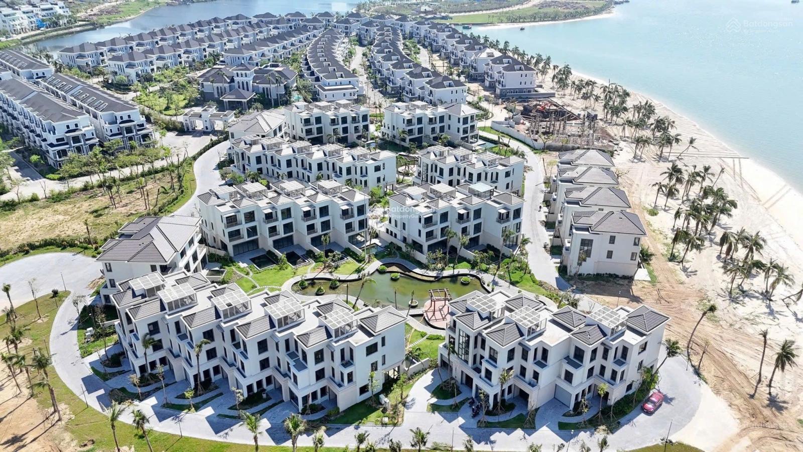 Shophouse mặt biển Grand Bay Hạ Long 120m² giá 22 tỷ - Vị trí vàng không thể bỏ lỡ!