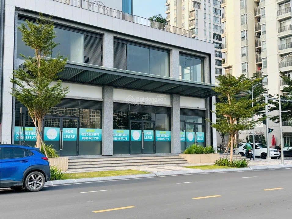 Shophouse Cardinal Court Tân Phú 250m² giá 10.2 tỷ - Mặt tiền đắc địa, hỗ trợ vay 70%!