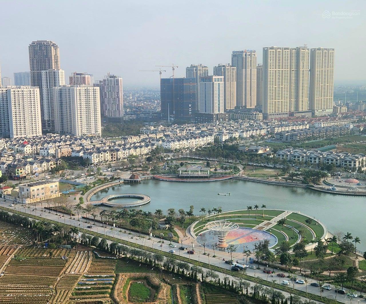 Bán nhanh lô đất khu đô thị Dương Nội 180m² - Vị trí đắc địa - Giá đầu tư 38 tỷ