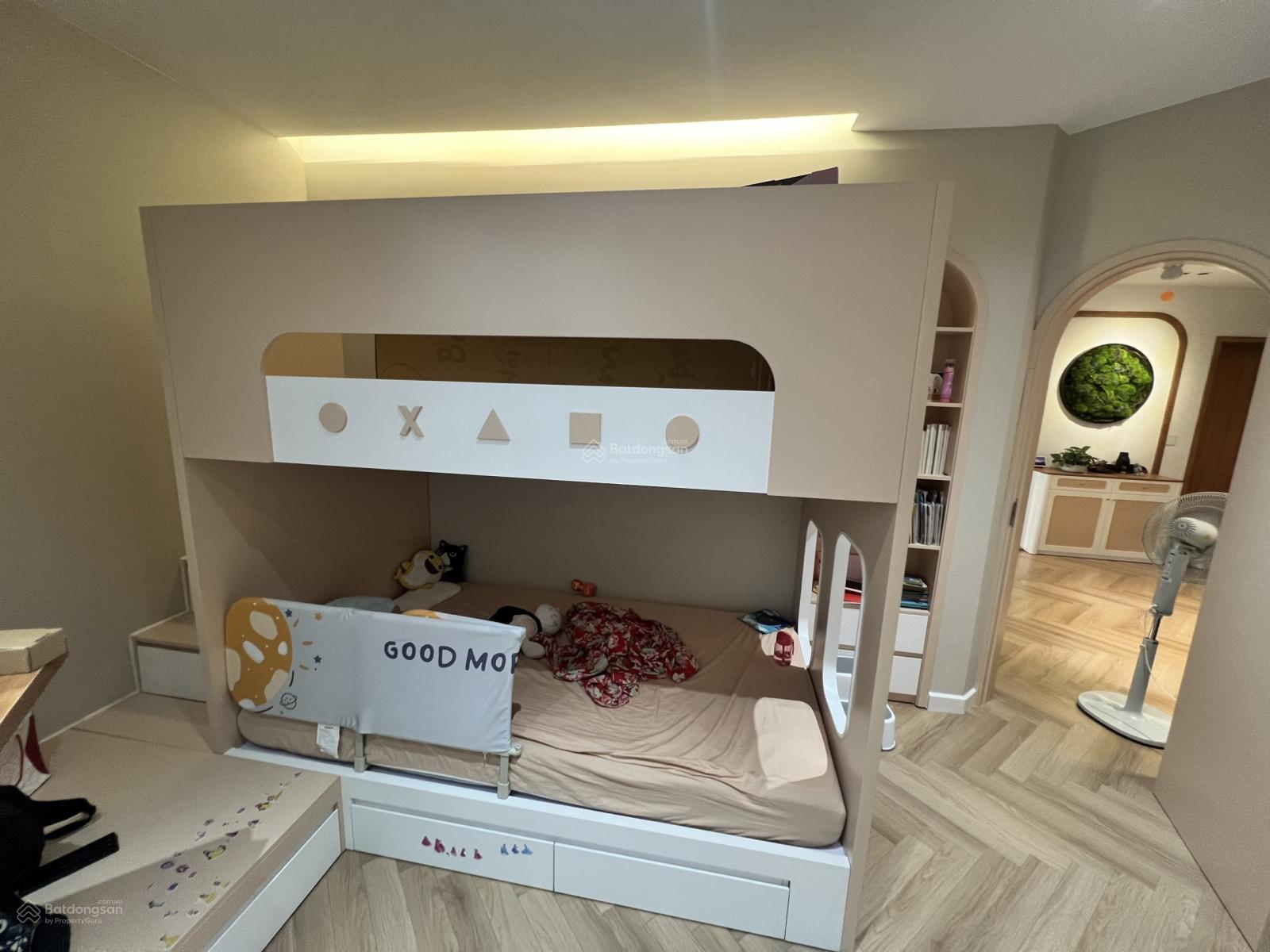 Căn hộ 2 phòng ngủ 61m² tại Giải Phóng, Đống Đa giá 5,2 tỷ - Nhà đẹp vào ở ngay!