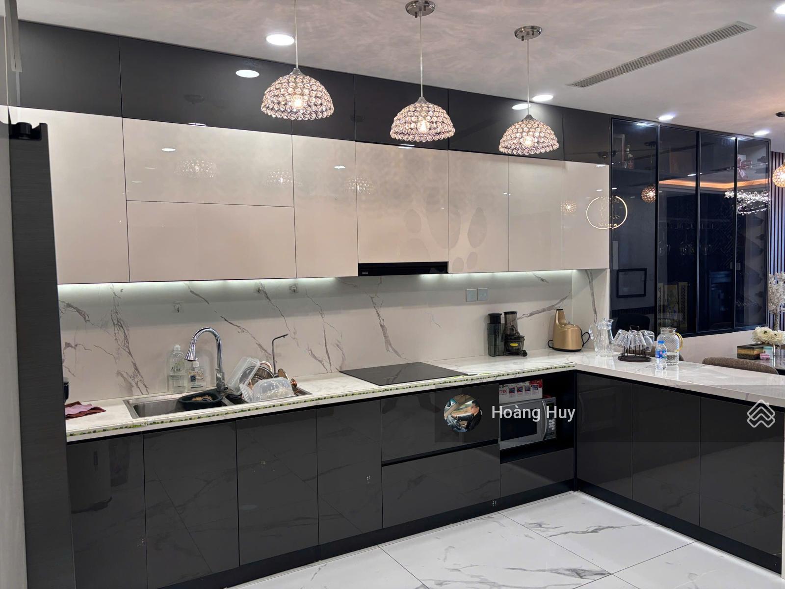 Căn hộ 3PN, 2WC, 108m² tại Sunshine Center - Không gian sống lý tưởng!