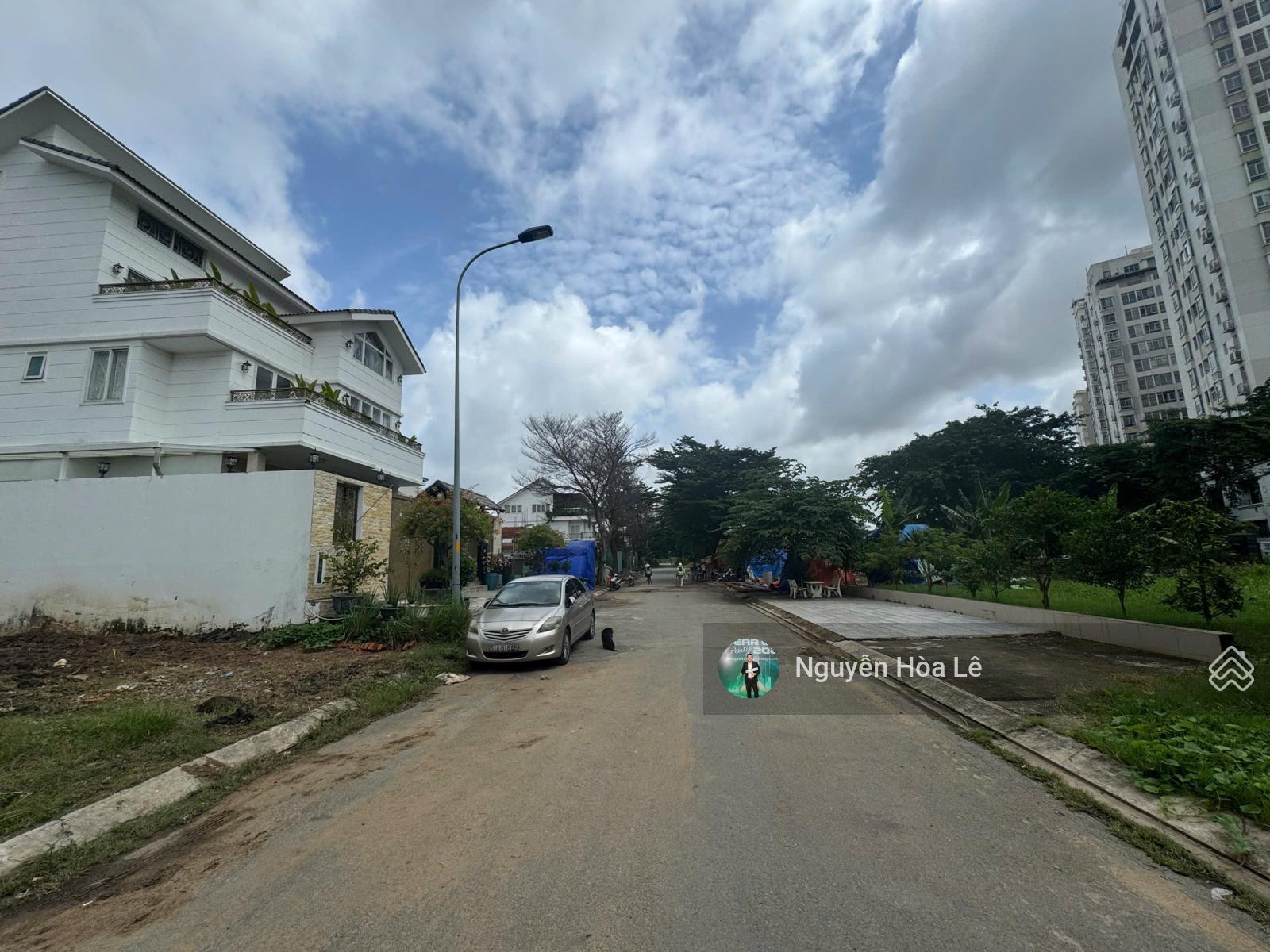 Bán lô đất biệt thự Sadeco Vivo City Quận 7 | Diện tích 250m² view công viên thoáng mát