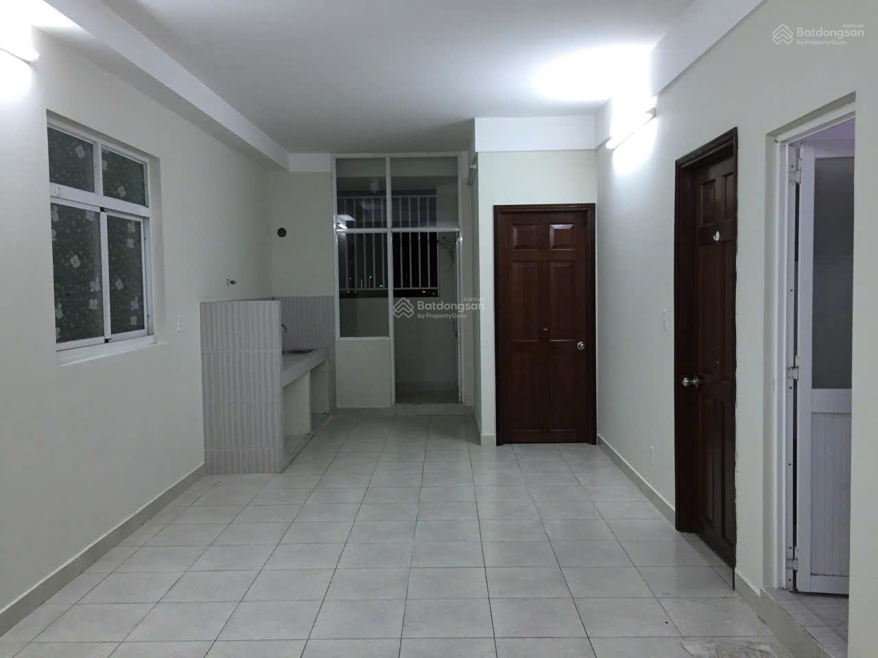 Chung cư H2 Quận 4 80m² giá 4.6 tỷ - Sổ hồng chính chủ, giao ngay!