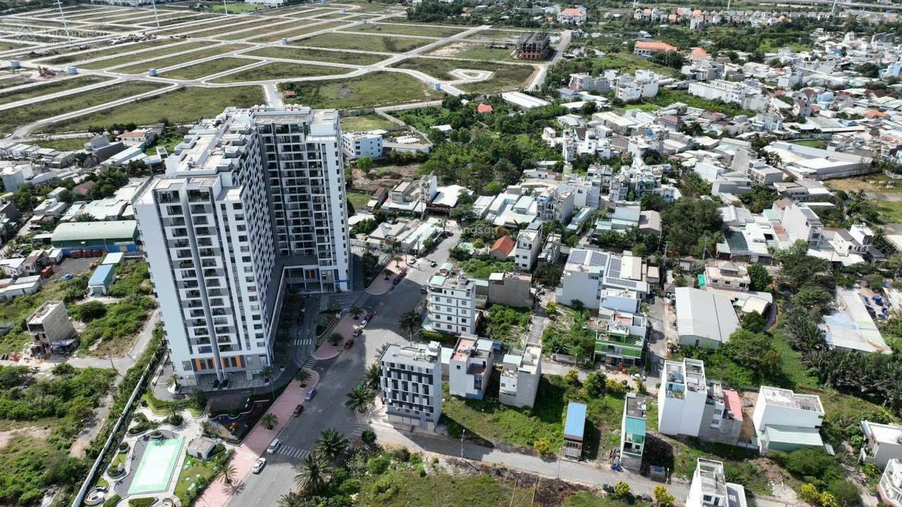 Bán lô đất mặt tiền 90m² đường 30m khu dân cư Rio Gò Cát, Quận 9 - Giá 8.4 tỷ