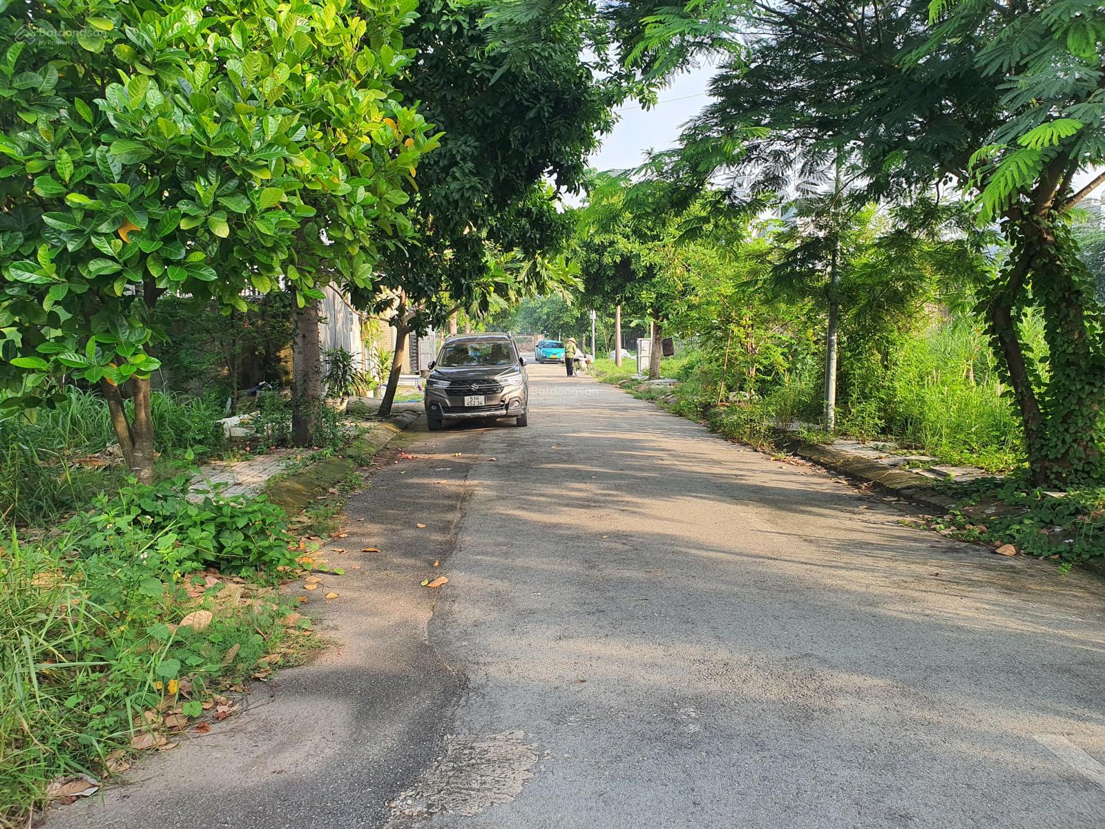 Đất nền Tăng Long River View 110m² giá 5.3 tỷ - Sổ hồng sẵn, xây tự do!