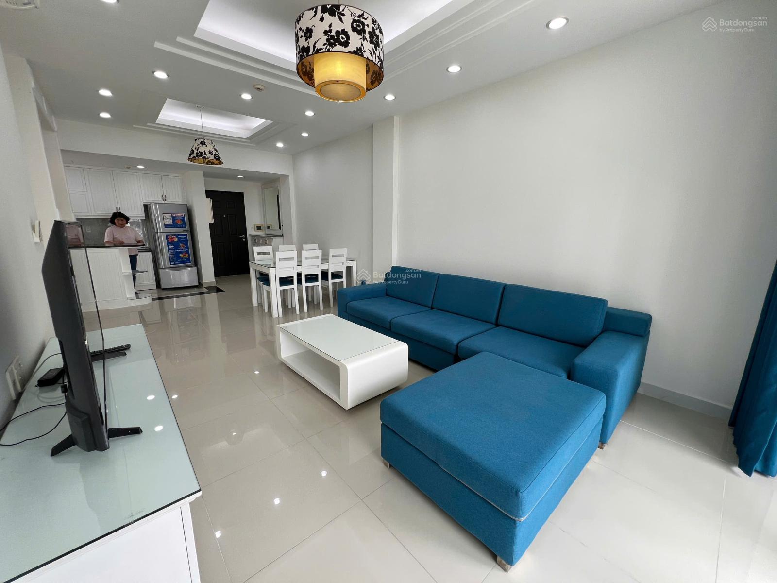 Căn hộ Riverside Residence Tân Phú 92m² giá 18 triệu - Nội thất đầy đủ, an ninh tốt!