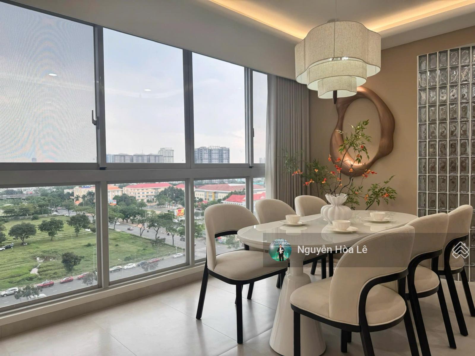 Căn hộ StarHill Phú Mỹ Hưng 102m² giá 46.8 triệu - View Quận 1 sang trọng!