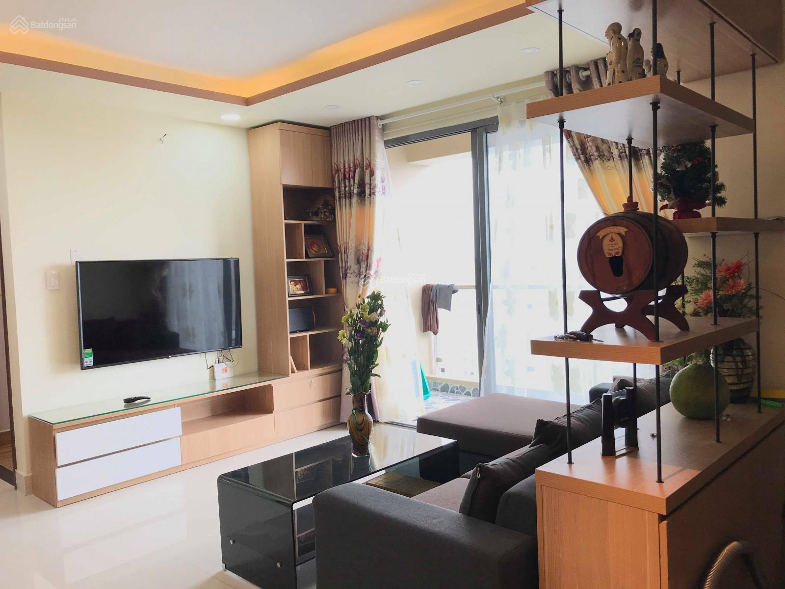 Căn hộ Xi Grand Court Quận 10 75m² giá 15 triệu - Thiết kế đẹp, tiện ích đầy đủ!