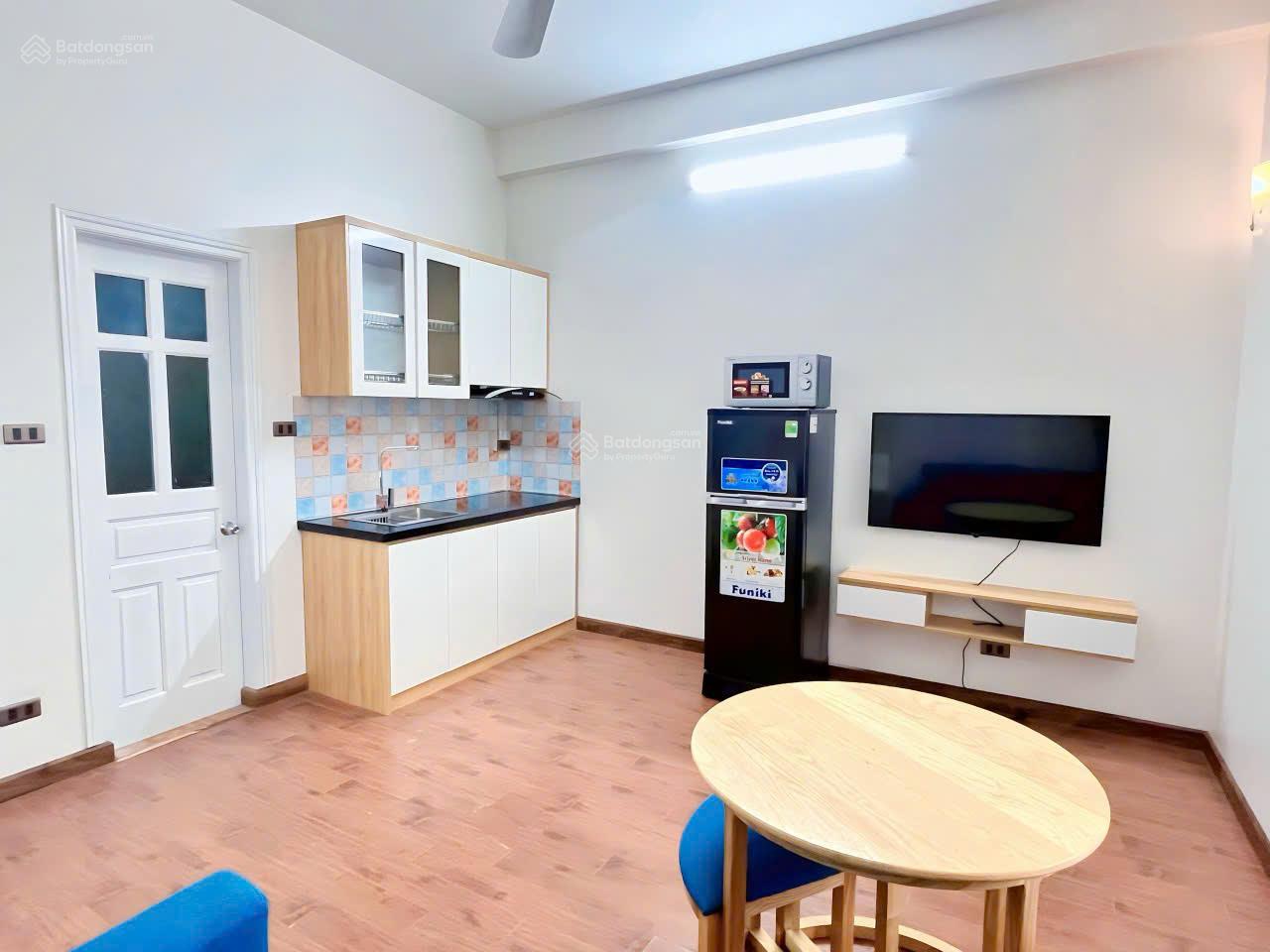 Căn hộ 1 ngủ, 1 khách 45m² tại Ba Đình - Full nội thất, giá 8 triệu