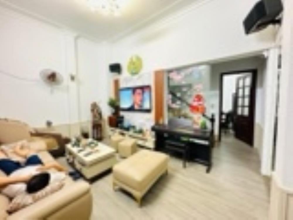 Nhà 3 tầng Đông Thiên Hoàng Mai 52m² giá 9.5 tỷ - Sổ đỏ chính chủ, sạch ở ngay!