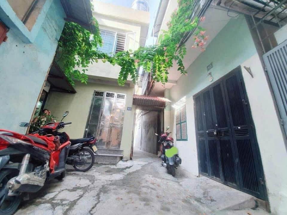 Nhà riêng Lệnh Cư 42m² giá 3.9 tỷ - Không thể bỏ qua!