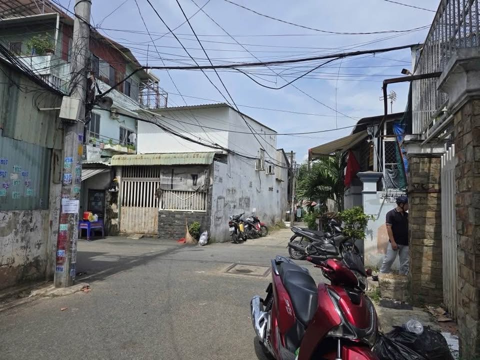 Đất trống hẻm xe hơi Thủ Đức 80m² giá 6.2 tỷ - Xây dựng tự do
