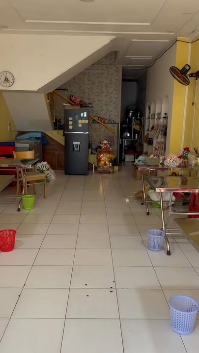 Cho thuê văn phòng nguyên căn Tân Bình - Diện tích rộng, giá thỏa thuận!