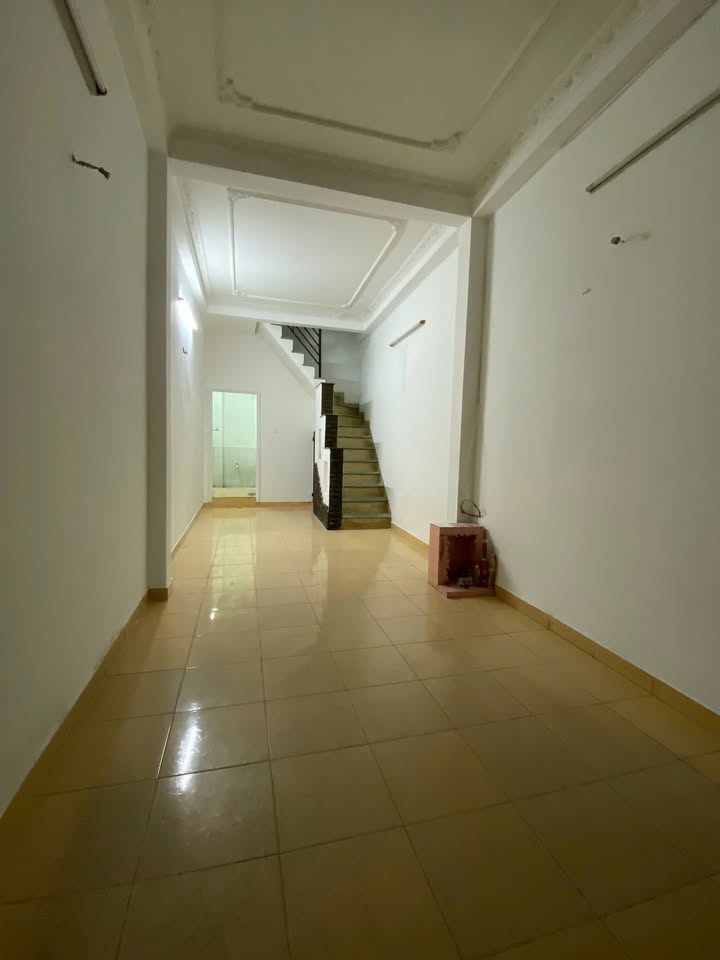 Nhà cho thuê hẻm xe tải Phan Sào Nam, Tân Bình 39m² - Phù hợp ở gia đình nhỏ hoặc văn phòng
