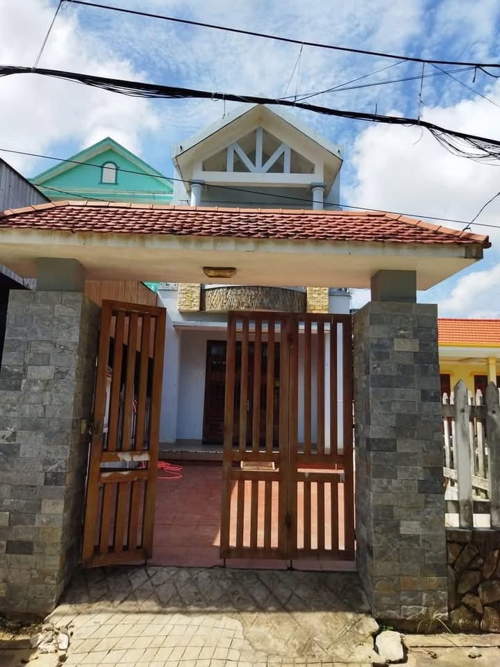 Nhà nguyên căn 2 tầng tại phường Phú Thượng, Huế 4 triệu/tháng - An ninh tốt, không ngập nước!