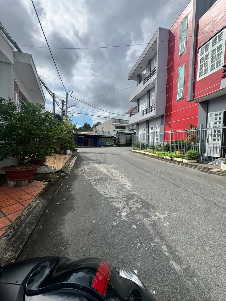 Bán phòng trọ mặt tiền Trần Văn Nghiêm, quận Bình Thủy, 94.5m², giá 4.6 tỷ - Cơ hội đầu tư tuyệt vời!