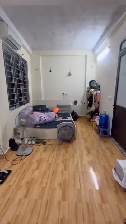 Phòng trọ cho nữ tại Vĩnh Hưng, 15m² giá 3.3 triệu - Sạch sẽ, thoáng mát!