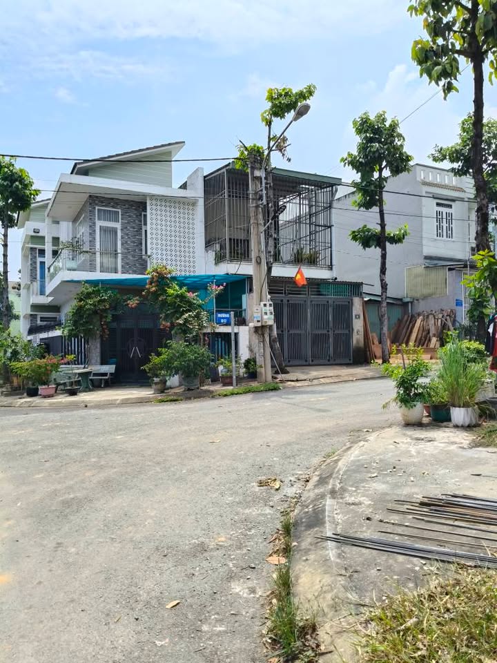 Đất nền góc 2 mặt tiền D17 KDC Bicosi 122,3m² giá 4,92 tỷ - Vị trí đẹp, đầu tư sinh lời!