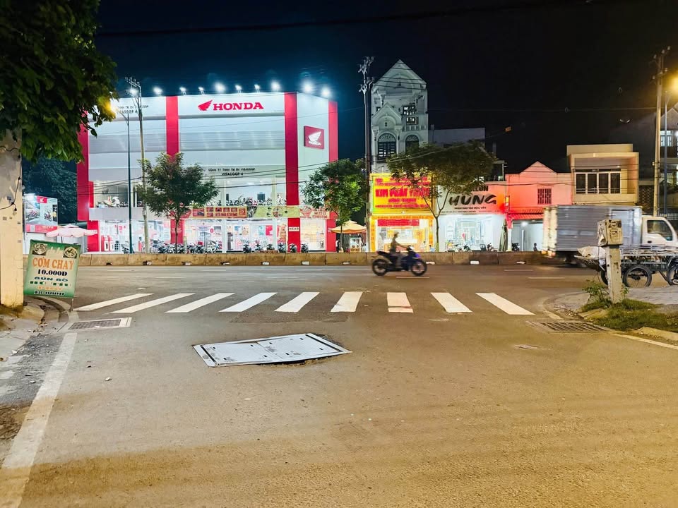 Nhà mặt tiền Lê Văn Khương, Hóc Môn 96m² giá 6.3 tỷ - Cơ hội đầu tư sinh lời!