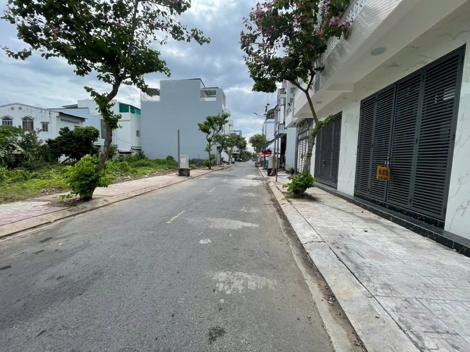 Đất đẹp 2 mặt tiền tại Khu Tái Định Cư Phường 3, Mỹ Tho 75.6m² - Giá chỉ 2.5 tỷ!
