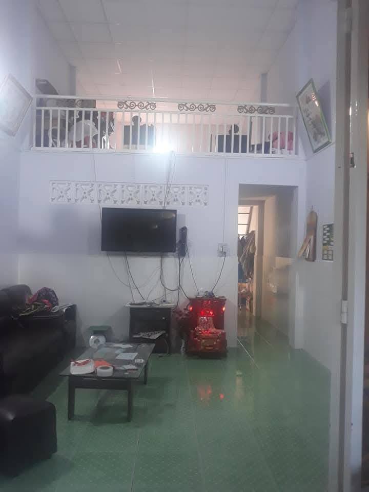 Nhà cấp 4 gác lững Hóc Môn 48m² giá 1.2 tỷ - Sổ tay chính chủ!