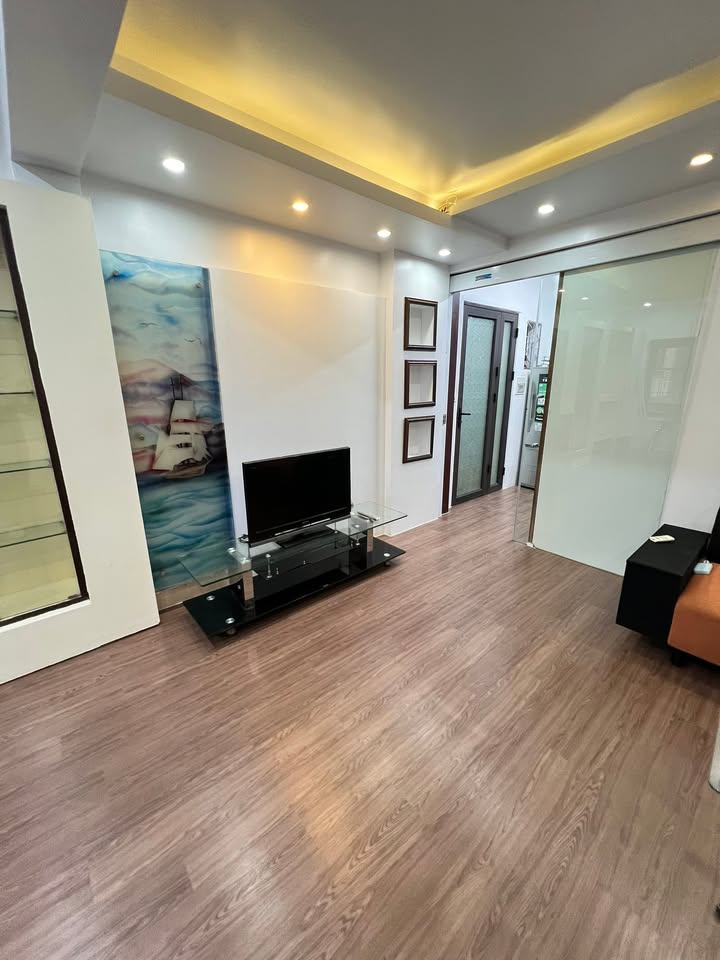 Căn hộ 100m² tại Phạm Ngọc Thạch, Đống Đa - Thiết kế đẹp, giá chỉ 4 tỷ!