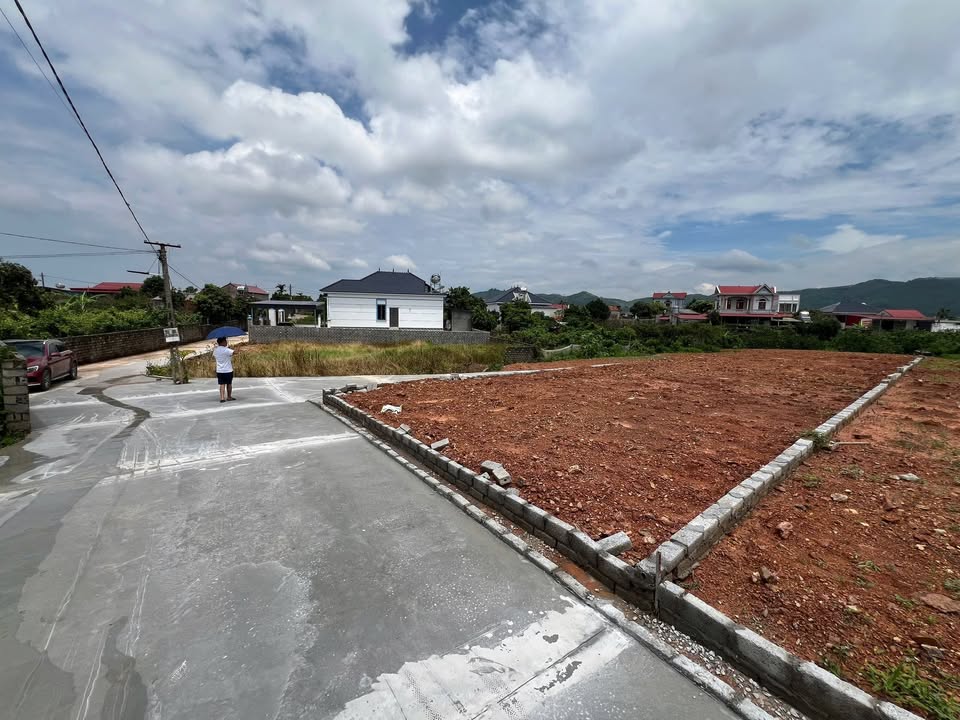 Đất nền đẹp tại Phường Chũ, Bắc Giang 230m² giá 400 triệu - Cơ hội đầu tư hấp dẫn!