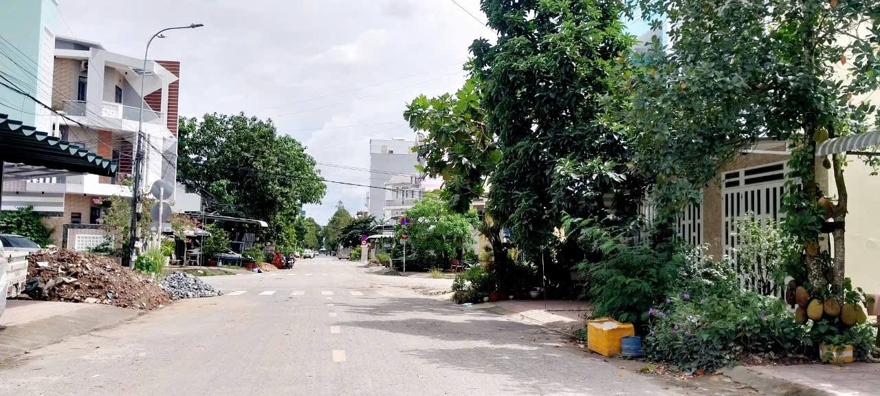 Nhà bán đường Trần Văn Long, quận Ninh Kiều, 72m² chỉ 3.85 tỷ - Giá tốt hiếm có!