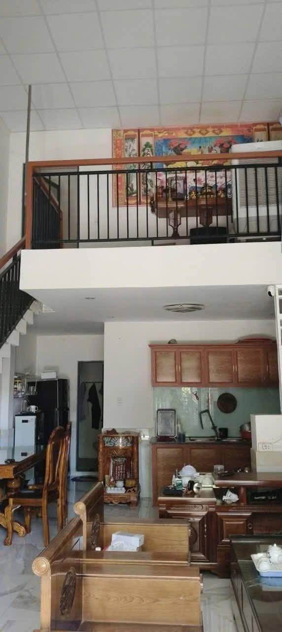 Nhà riêng Hải Vân Đà Nẵng 70m² giá 1 tỷ - Kiệt ô tô, thuận tiện di chuyển!