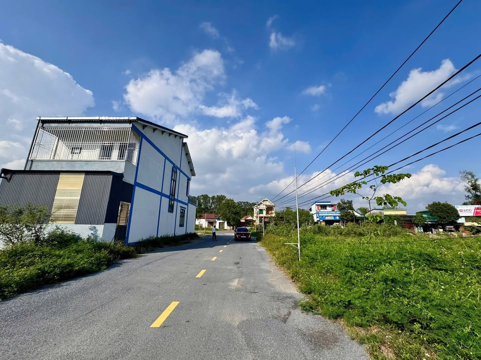 Đất 2 mặt tiền tại UBND Xã Thanh Chi, 260m² - Giá thỏa thuận dễ thương!