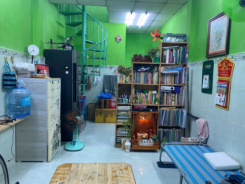 Nhà phố quận 12, đường Nguyễn Văn Quá 21m² giá 2.6 tỷ - Sổ hồng riêng, thương lượng!