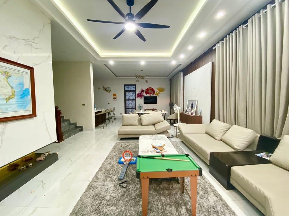 Biệt thự đồi Văn Nghệ Hạ Long 300m² giá 20 triệu - Full nội thất sang trọng!