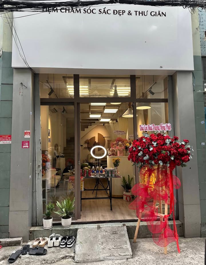 Cho thuê cửa hàng đường 3/2, quận 10, diện tích 40m² - Kinh doanh ngay không cần sửa chữa!