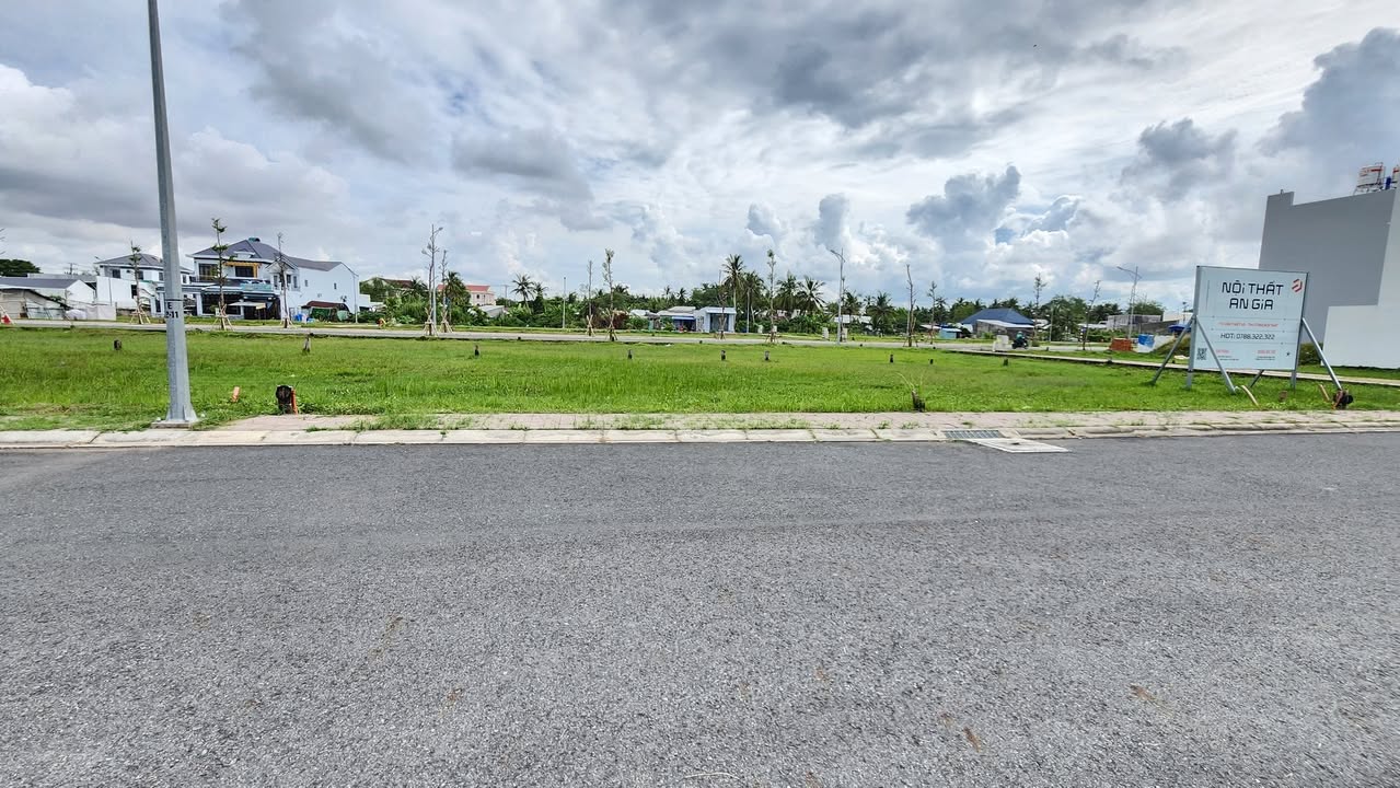 Đất nền biệt thự Nam Long 2 150m² giá 6 tỷ - Vị trí cạnh hồ đẹp