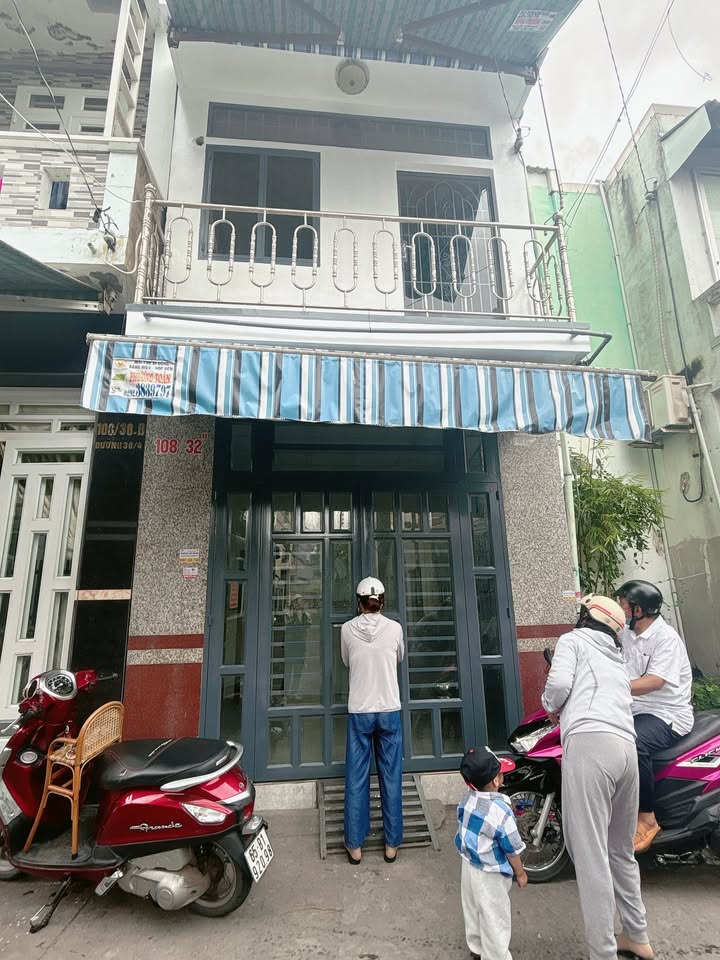 Nhà trệt nguyên căn cho thuê tại Hẻm 108, đường 30/4, Cần Thơ - An ninh tốt, thích hợp kinh doanh