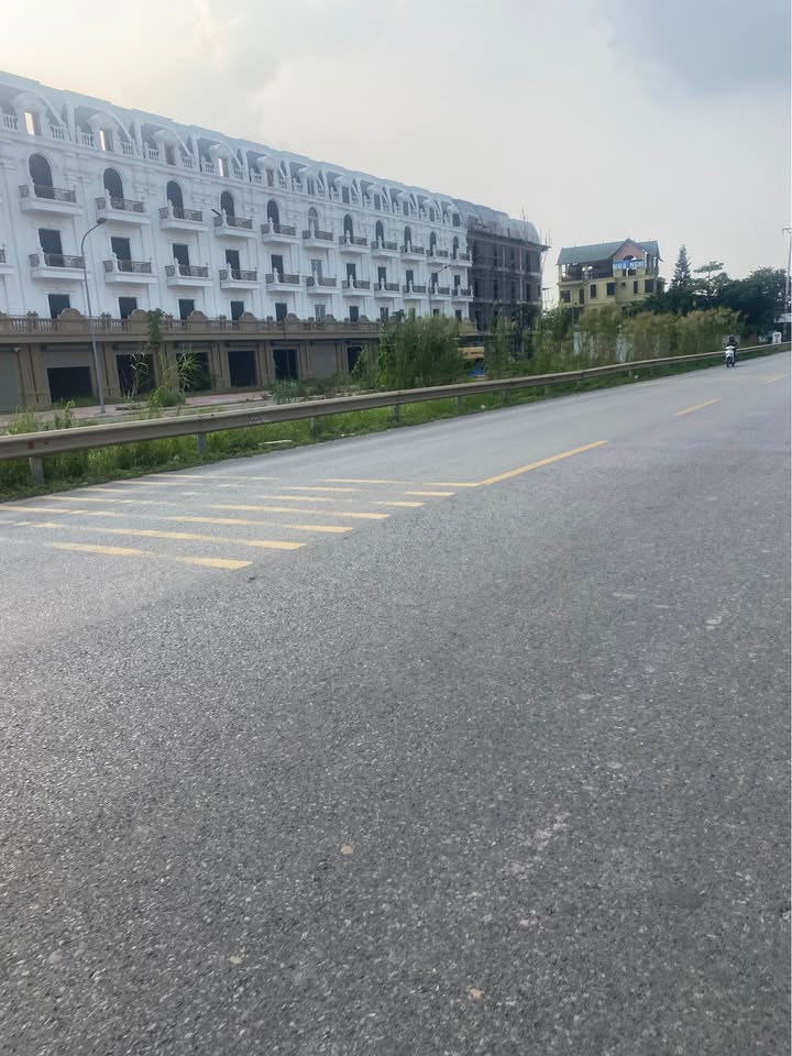 Bán đất Trạm Lộ Bắc Ninh 65m² giá chỉ nhỉnh 2 tỷ - Vị trí đắc địa, sổ đỏ chính chủ!